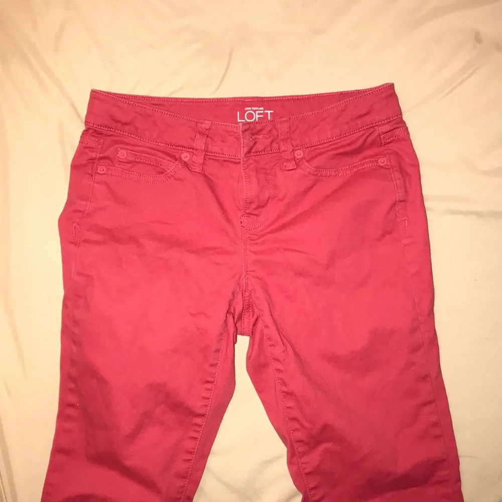 ❤️ 3/$25 Ann Taylor Loft Coral Pants Skinny | 00P - Picture 4 of 5